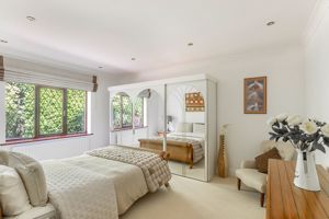 Photo 15- click for photo gallery